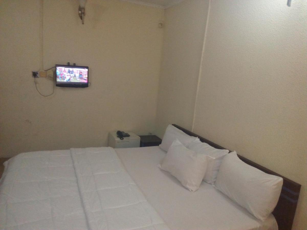 Holla-Jobi Guest House Lagos Exterior foto